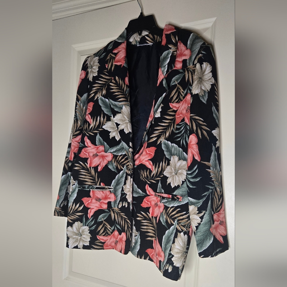 Floral Tropical Print Blazer